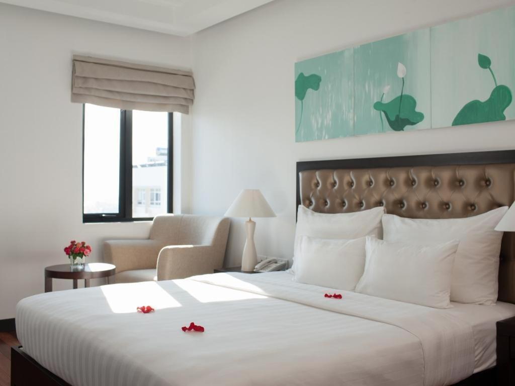 Khách sạn Legendsea 4*