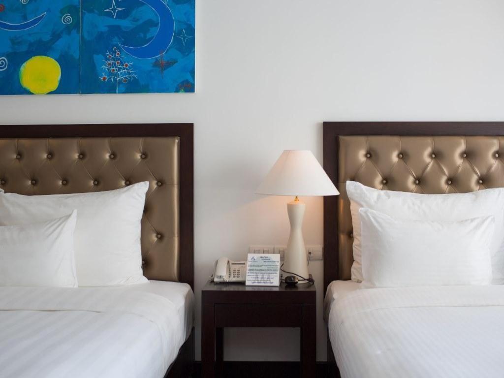 Khách sạn Legendsea 4*